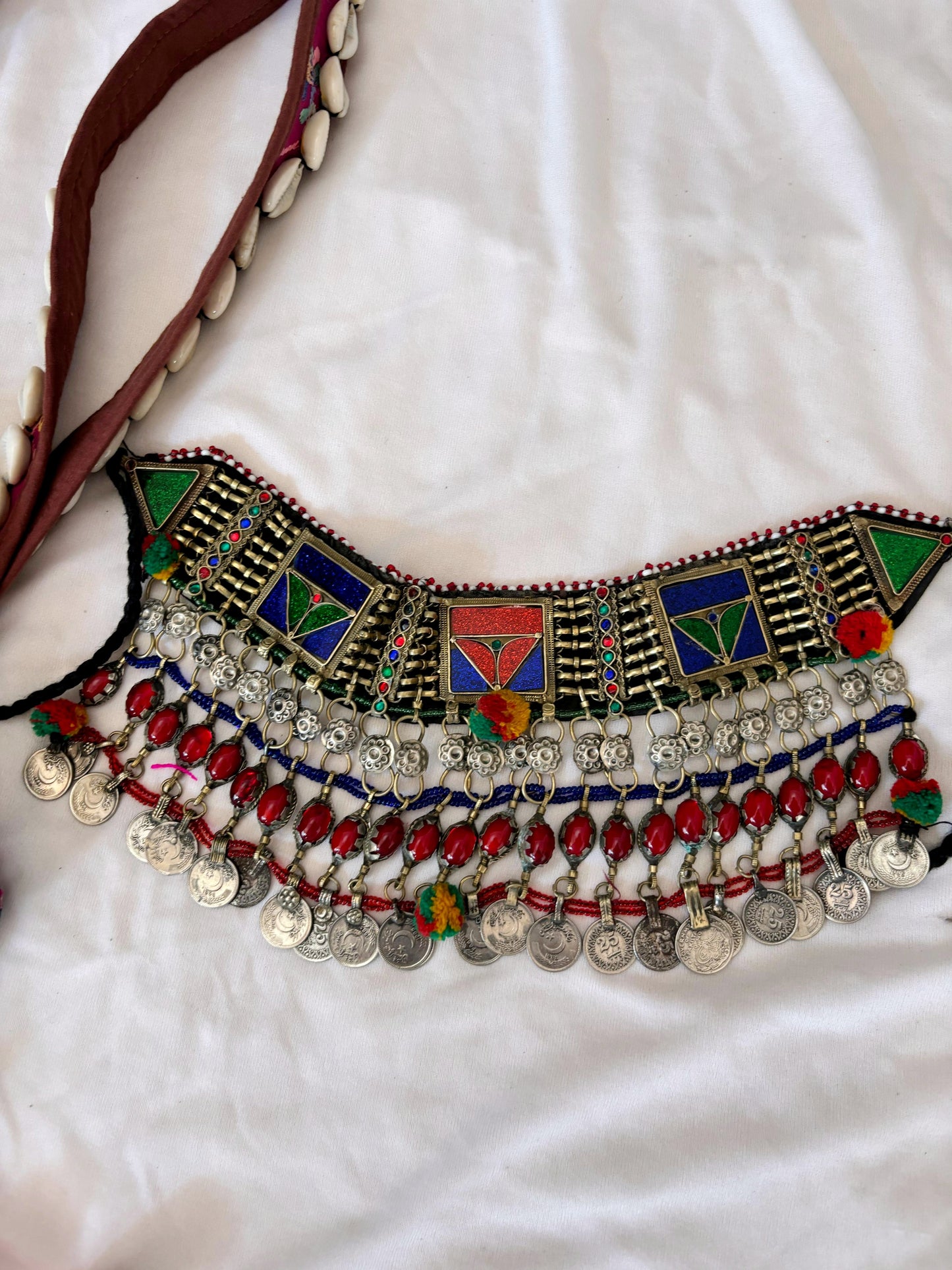 Afghani choker